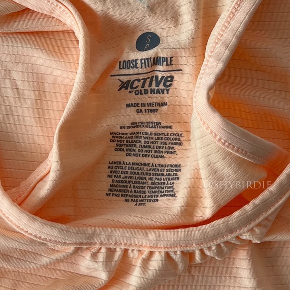 NEW Lot of 2 Old Navy Active Loose Fit Athletic Racerback Tank Tops, Small - Picture 4 of 14